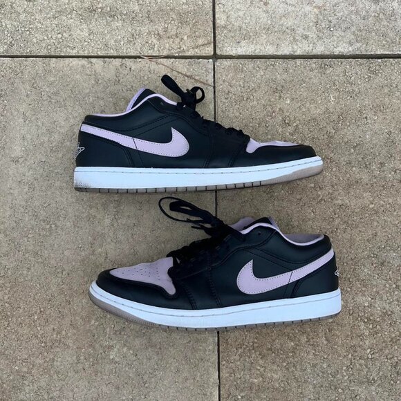 Air Jordan 1 SE Low Black Iced Lilac Size 10.5 - Picture 1 of 8